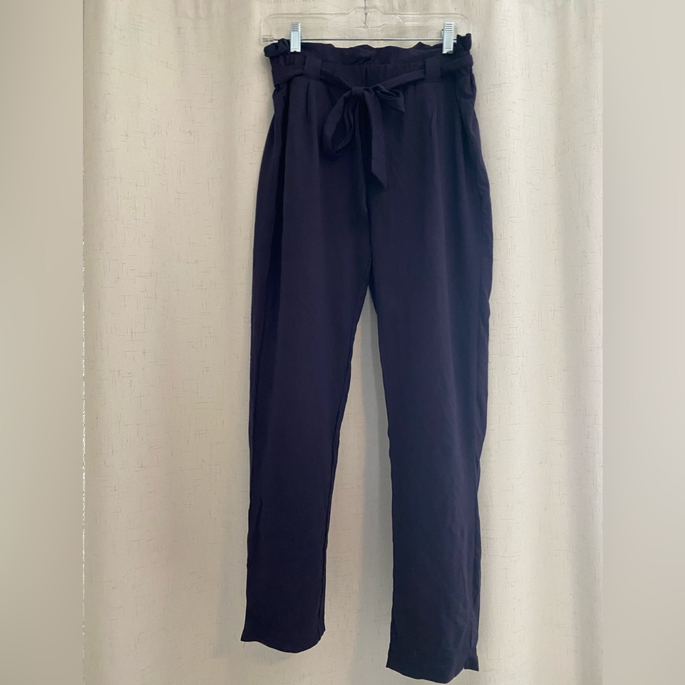NWT Navy Paper Bag Tie-Waist Pants
